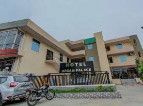 Capital O 16579 Hotel Dream Palace