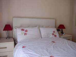 Vibrant 1 Bedroom Flat In Farringdon