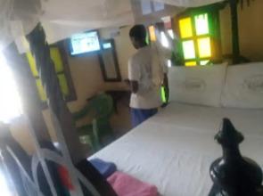 New Mahrus Hotel & Rooftop Restaurant