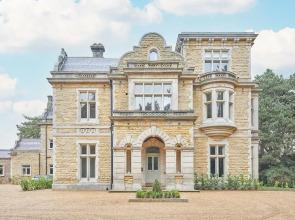 Host Stay 9 Highfield House