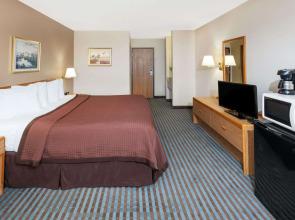 Days Inn by Wyndham Charleston