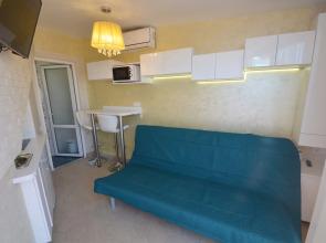 More-More (Feodosiya)