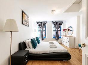 Spacious 4-bed House Near Liverpool St