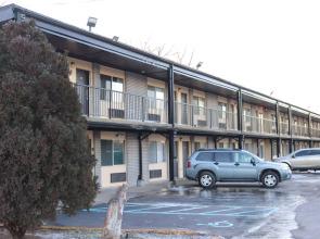 Travelodge by Wyndham Livonia/Canton/Novi Detroit Area