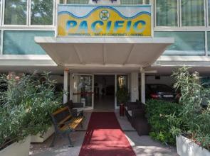 Hotel Pacific