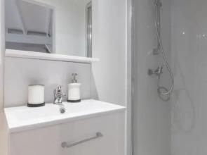 Lille Hypercentre - Beautiful design studio!