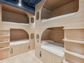 Friend Street Hostel