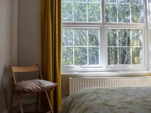 Charming 3 Bedroom Apartment From Cutty Sark