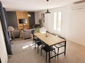 NICE apartment with TERRACE in AVIGNON