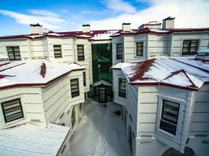 Kars-i Sirin Hotel
