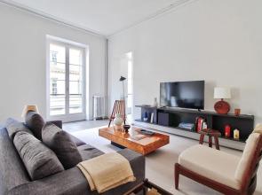 Extraordinary Apt 6 Pers Louvre