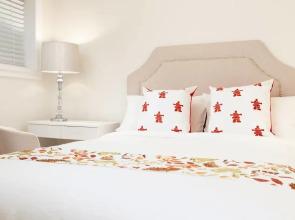 Cozy 3 Bedroom Suite near Queen Elizabeth Park