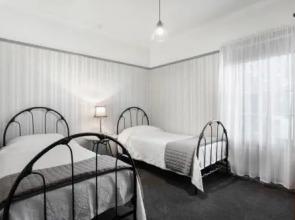 Wagga Wagga Country Cottage