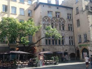 Appartement Pierre Scize sur la Saône