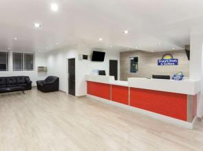 Days Inn by Wyndham Mission Valley/SDSU