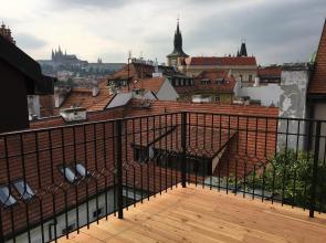 MOODs Charles Bridge