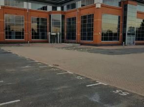 Heathrow Apartments by Manhattan