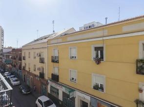 Apartamento de 2 Habitaciones en Puerta del Angel AZ2D