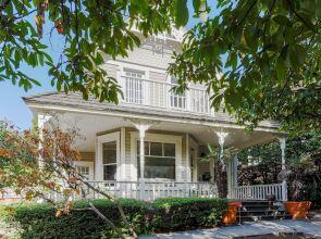 New Listing! Updated Victorian w/ Lake Union Views home