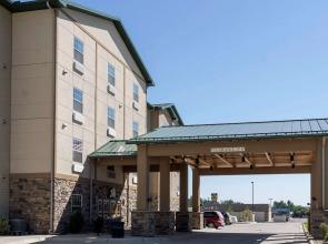 MainStay Suites Williston