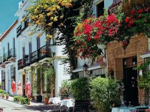 Belvilla by OYO Apartamento Port Avenue