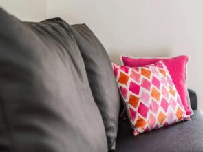 HOMEnFUN Attic Sants Train Station