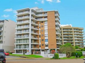 Holiday Central, Tasman Towers Unit 2, 3 Munster Street,