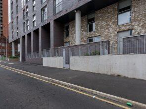 Stunning and Central 2BR Townhouse