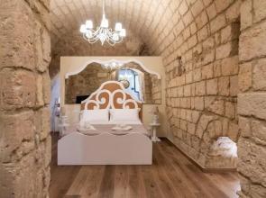 Saint Michel Room by Wonderful Italy