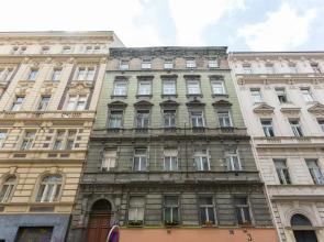 Diamond Riverside Apartment in the Heart of Prague