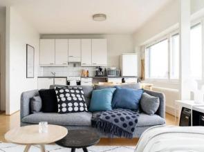 Valoisa 7.krs yksiö huikeilla maisemilla!