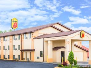 Super 8 Ames