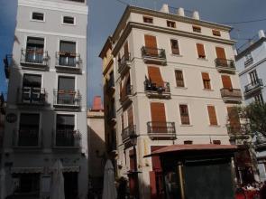 Balcon de Manet Apartments