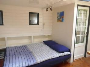 Boat apartment Rotterdam Fokkelina
