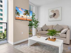 Beautiful Studio Amazing Pool Gym Bar and Spa