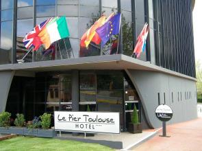 Le Pier Toulouse Hotel