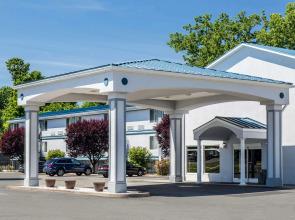 Quality Inn & Suites Danbury near University