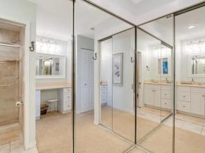 Coastal Lakehouse Condo on Siesta Key Public Beach