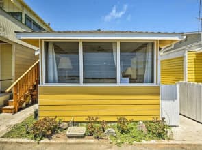 Catalina Island Cottage - Walk to Main St & Beach!