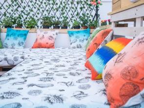 Cascais Terrace Fruit Point - Hostel