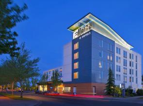 Aloft Portland Airport at Cascade Station