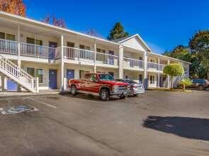 Motel 6 Portland, OR Mall 205