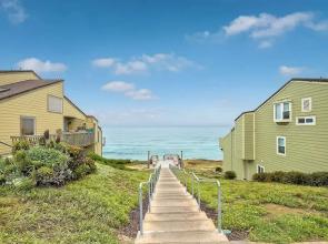 Sea Bluff - Direct Beach Access