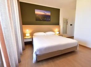 Trip Room & Breakfast