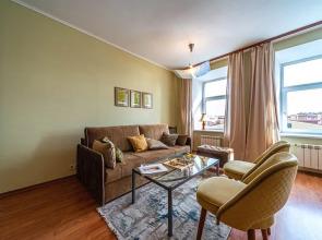 Apartments on Admiralteyskaya embankment 6