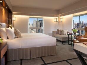 The West Tower At One Un Plaza - Millennium Hotels And Resorts