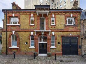Central London Mews House