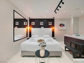 Intimate Flat w/ A/C & Jacuzzi - 2br/6p Montmartre