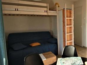 Cosy Apartment in Prayssac with Swimming Pool