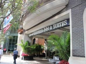 Fairfield Inn & Suites Chicago Downtown / Magnificent Mile